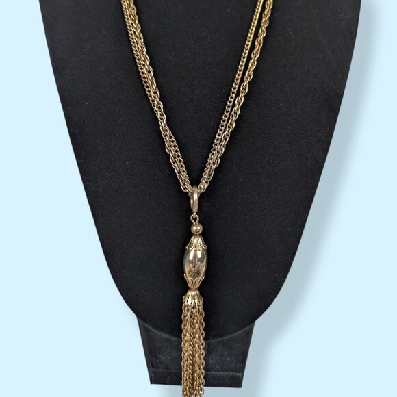 V. 2-Strand Chain Tassel Pendant Necklace - Picture 2 of 5